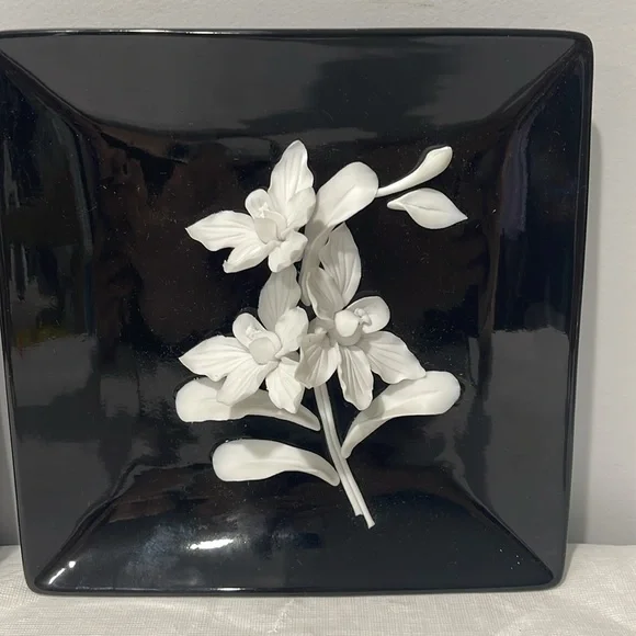 Decorative 3D floral porcelain ceramic wall plaques plates 9” square